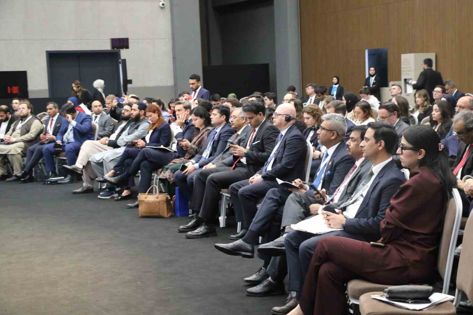 Antalya Diplomasi Forumu’nun Güney Asya oturumunda "Hürmüz Boğazı" mesajı
