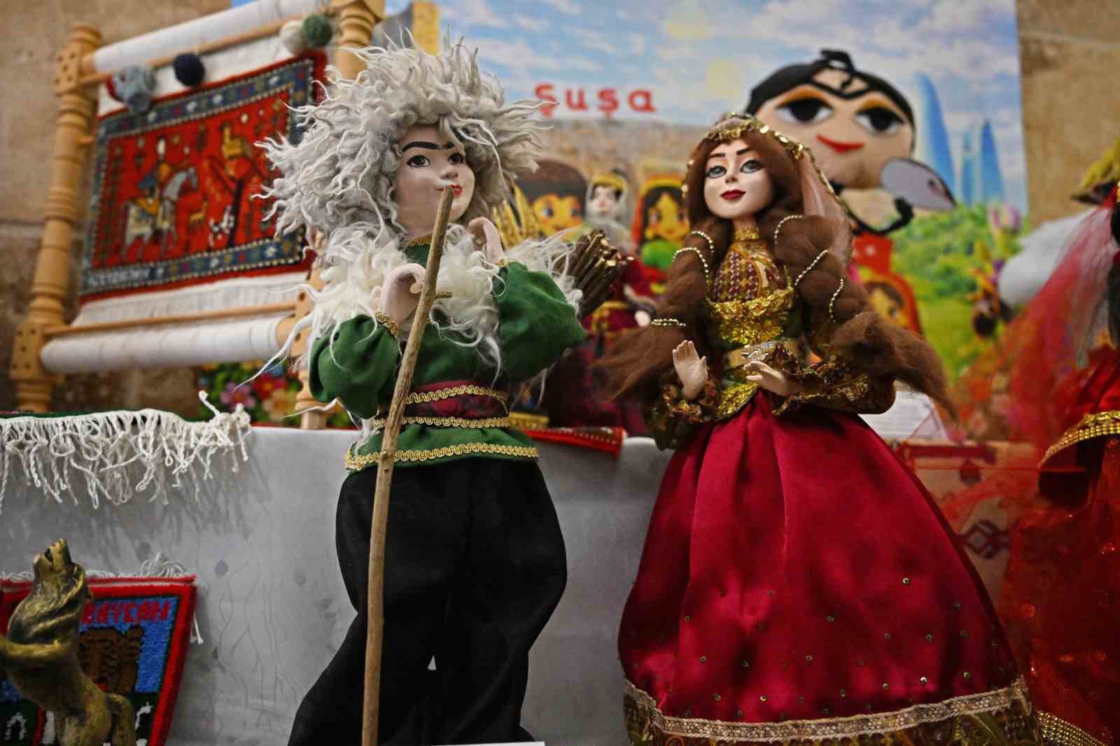 Antalya Oyuncak Müzesi’ne Azerbaycan’dan 26 parçalık bağış
