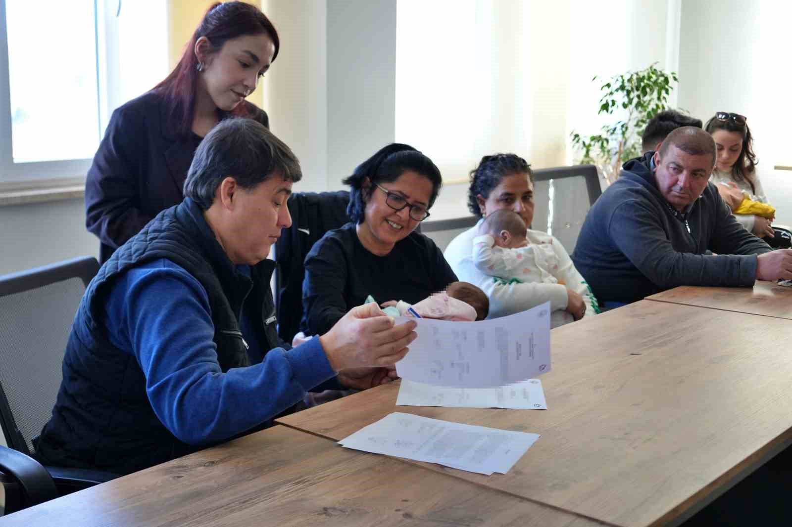 Antalya’da 10 çocuk yeni ailesine kavuştu: "Kendim doğurmuş gibiyim"
