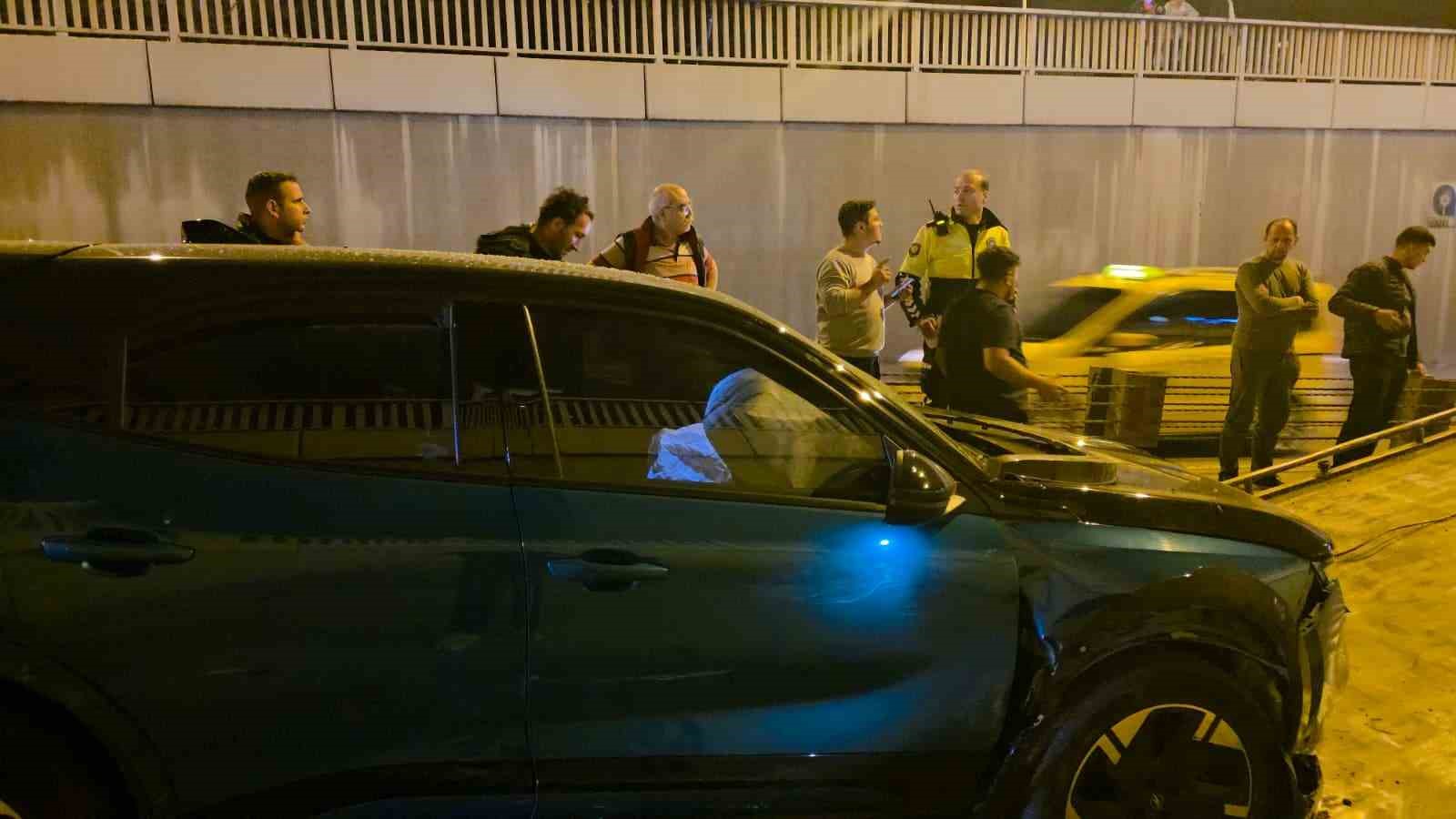 Antalya’da 11 araçlı zincirleme kaza: 1 yaralı
