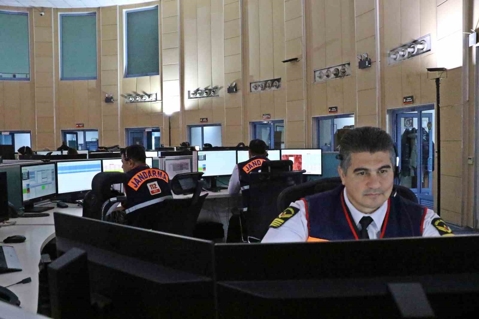 Antalya’da 112 Acil Çağrı Merkezine 2025 yılında 3 milyon çağrı geldi, yüzde 54’ü asılsız çıktı
