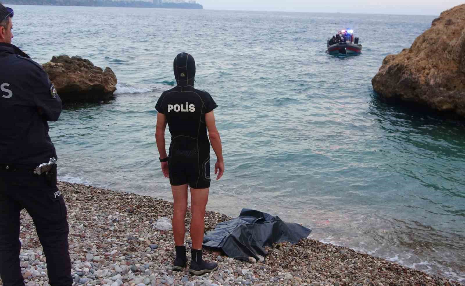 Antalya’da boğularak hayatını kaybeden gencin kimliği parmak izinden belirlendi
