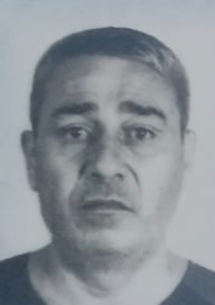 Antalya’da evinde silahla vurulmuş halde ölü bulunan kişinin cenazesi teslim alındı
Antalya’da evinde silahla vurulmuş halde ölü bulunan kişinin cenazesi teslim alındı