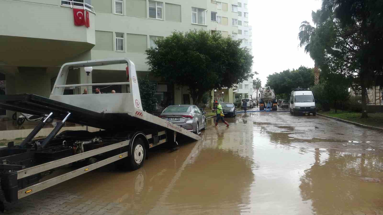 Antalya’da felaketin bilançosu gün ağarınca ortaya çıktı
