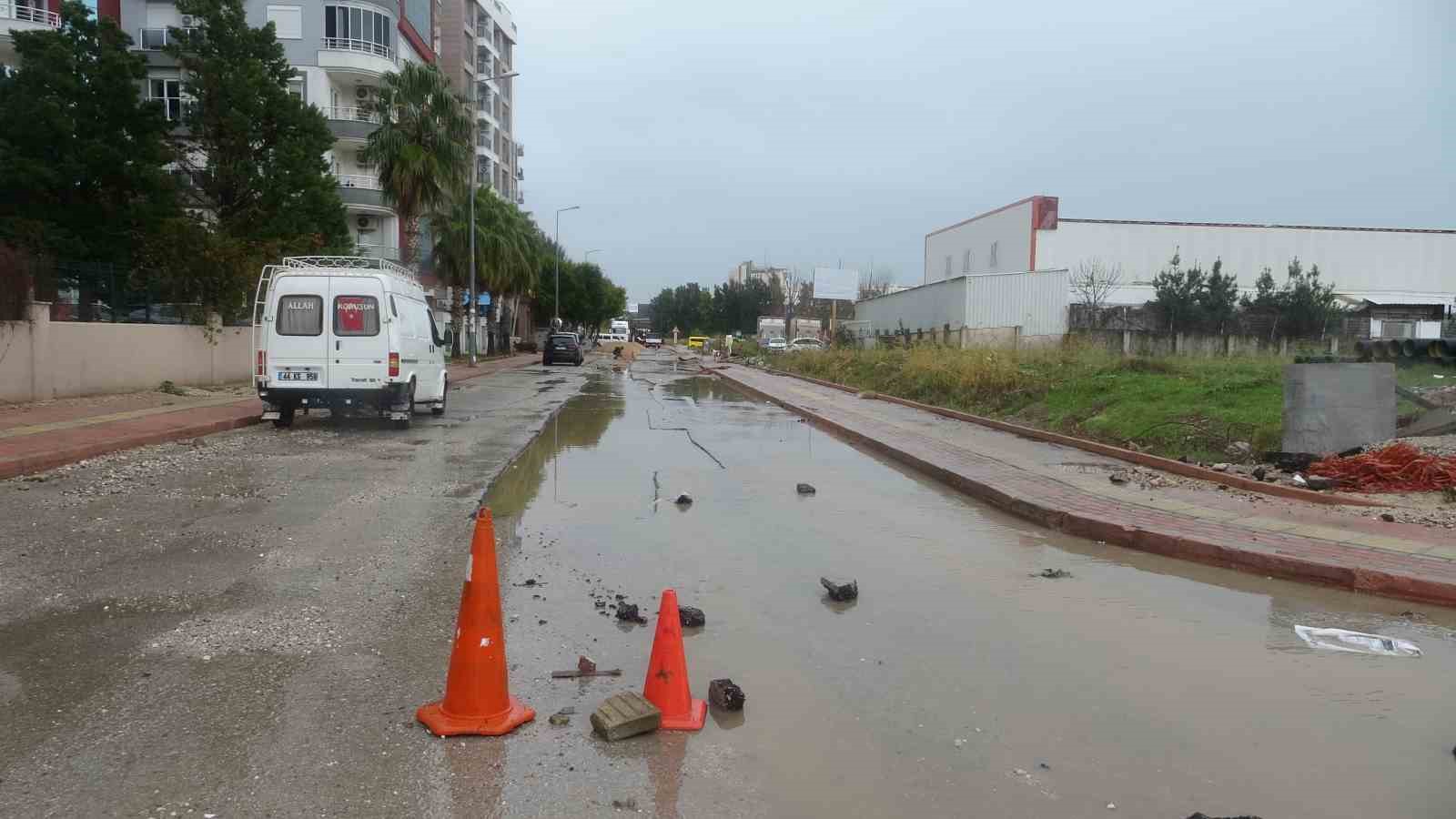 Antalya’da felaketin bilançosu gün ağarınca ortaya çıktı
