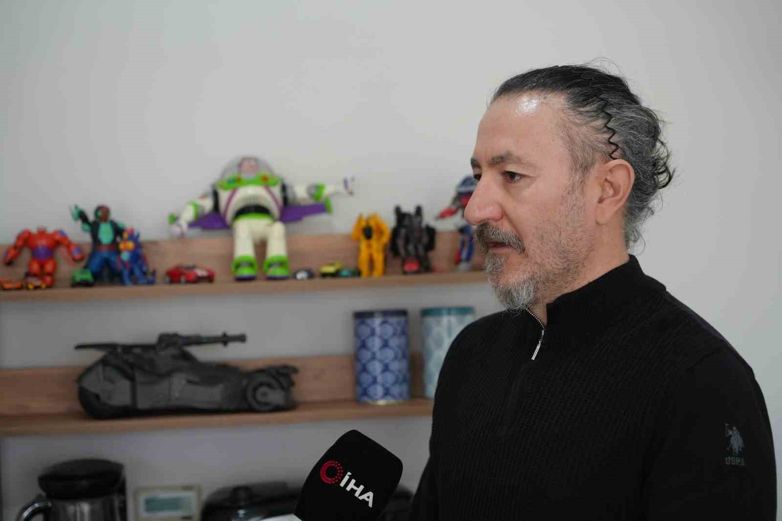 Antalya’da geliştirilen yapay zekâ sanatçısı Ayros’a yoğun ilgi: Yorumlar yankı uyandırıyor
