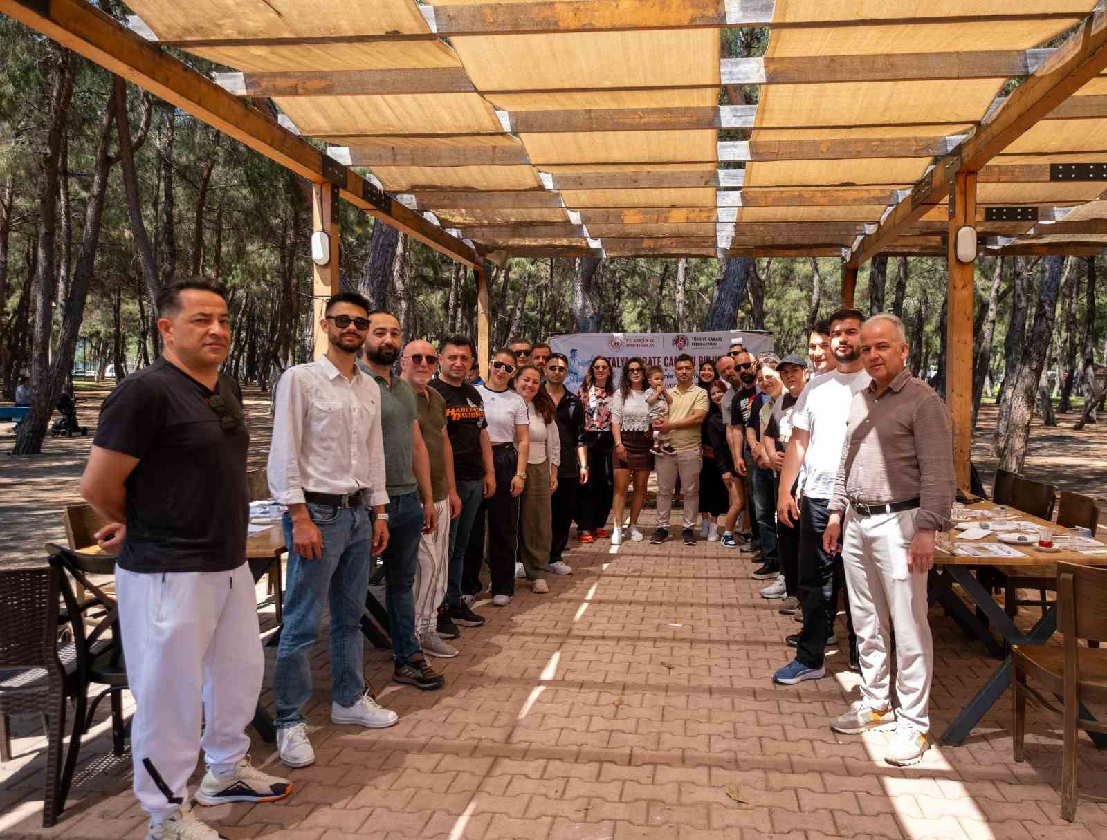 Antalya’da karate sporu kurumsal yapıya kavuşacak
