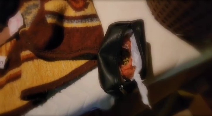 Antalya’da operasyon yapılan evde çok sayıda silah ele geçirildi
