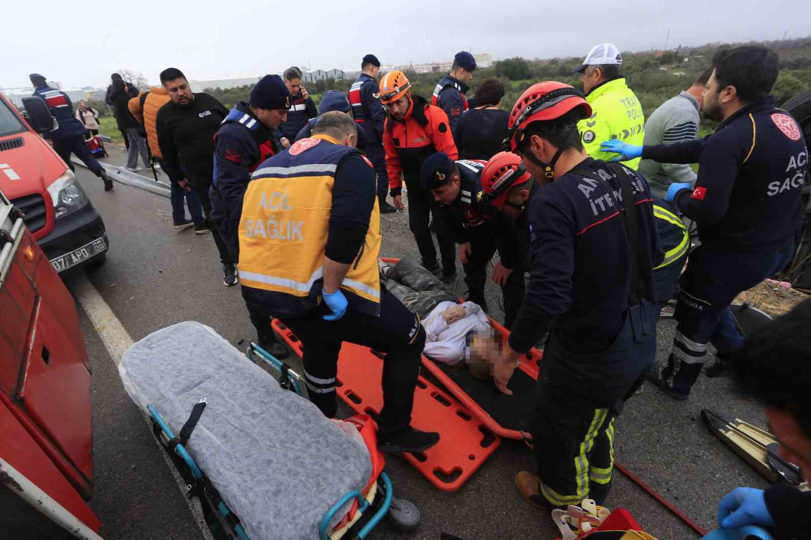 Antalya’da otobüs kazası: 8 ölü, 26 yaralı
