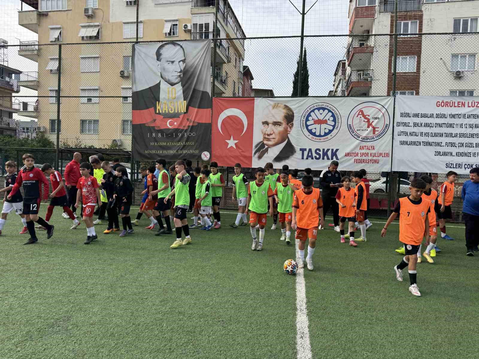 Antalya’da U12 futbol seçmeleri tamamlandı: 95 genç yetenek belirlendi
Antalya’da U12 futbol seçmeleri tamamlandı: 95 genç yetenek belirlendi