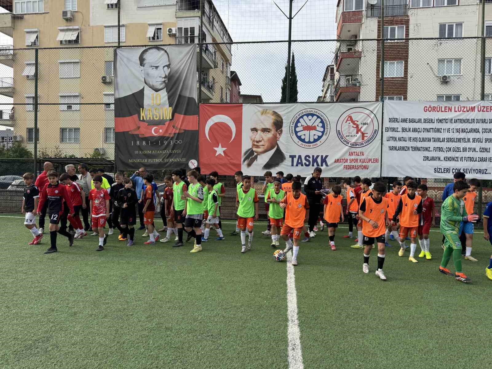 Antalya’da U12 futbol seçmeleri tamamlandı: 95 genç yetenek belirlendi
Antalya’da U12 futbol seçmeleri tamamlandı: 95 genç yetenek belirlendi