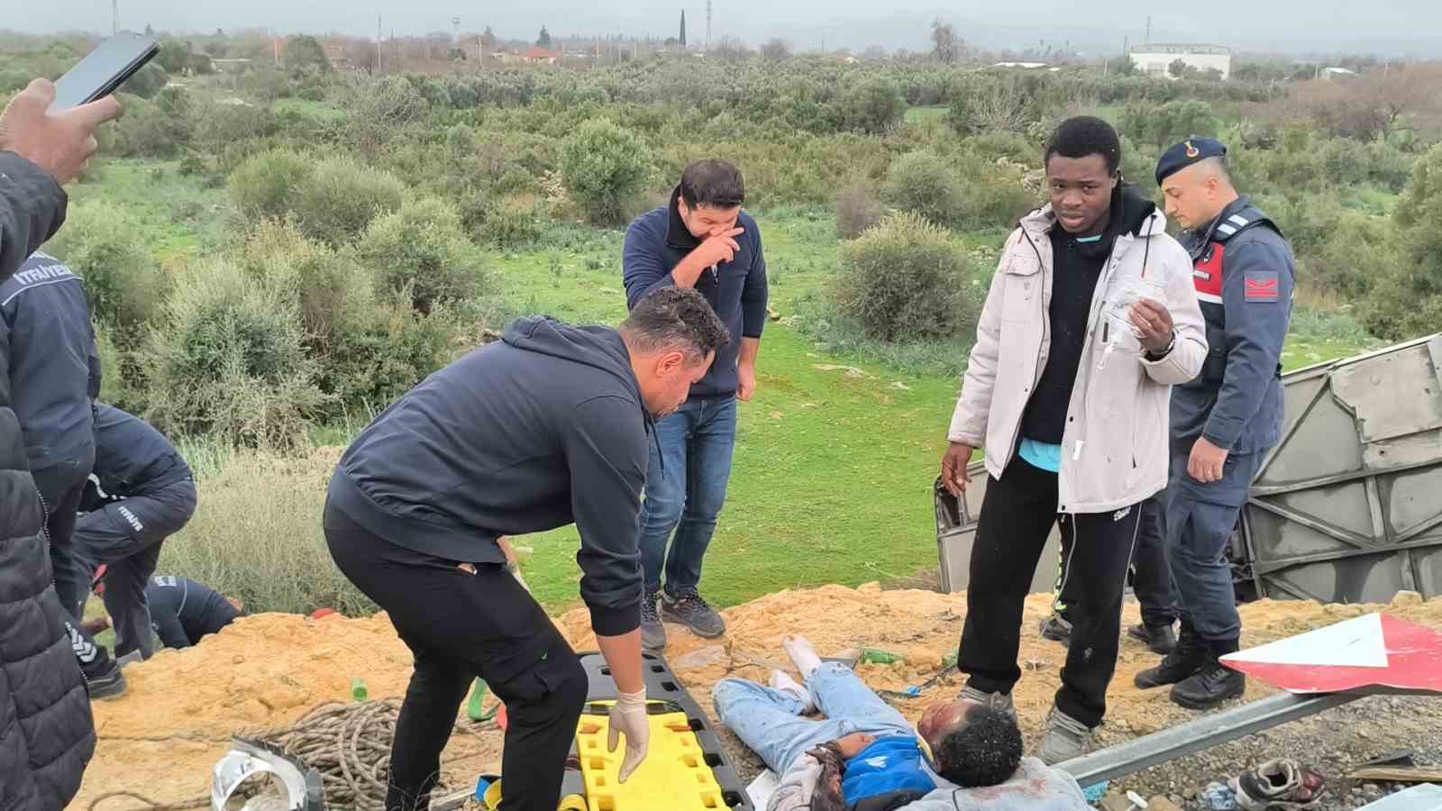 Antalya’da yolcu otobüsü şarampole yuvarlandı: 8 ölü, 26 yaralı
