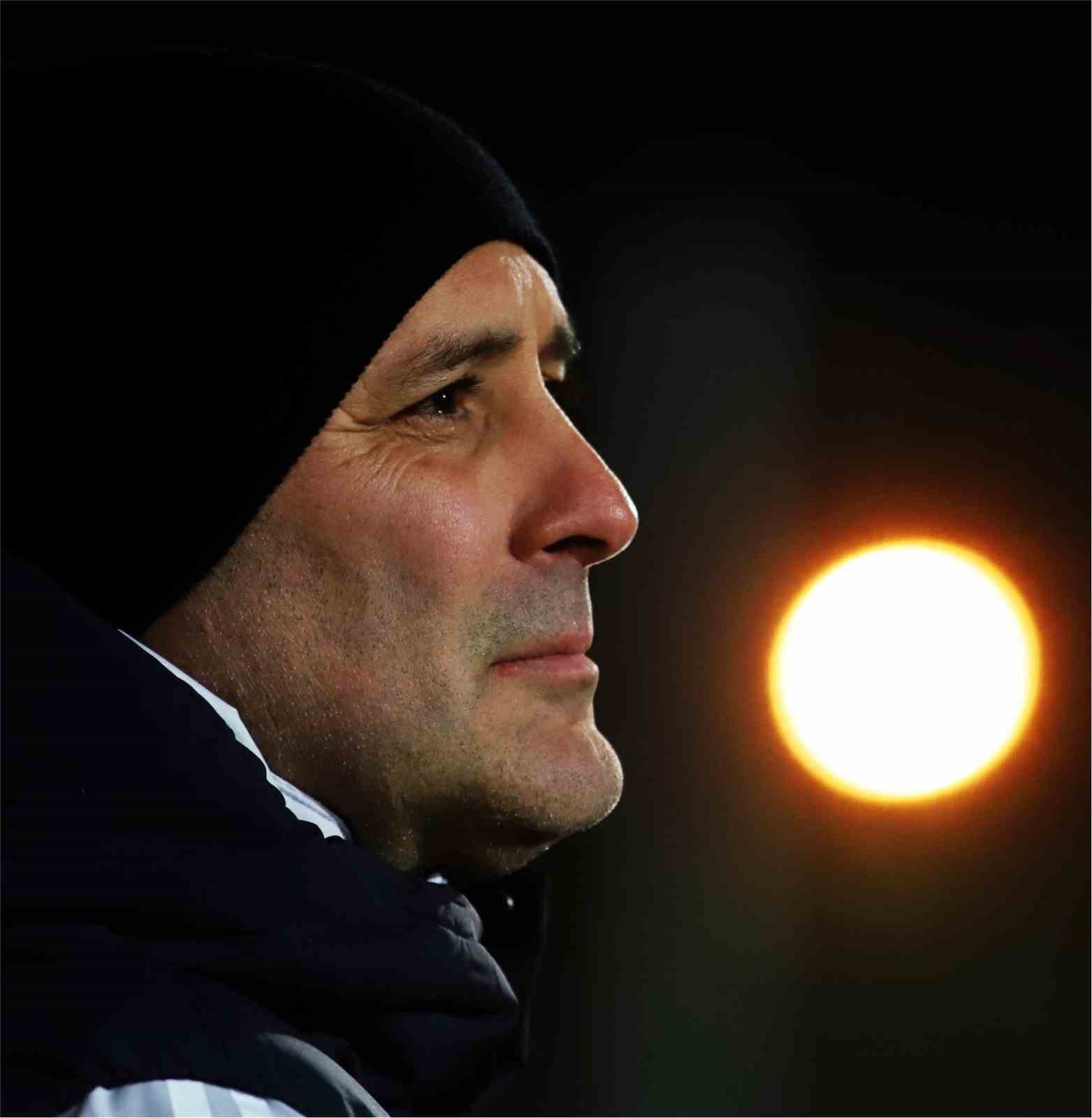 Antalyaspor, Sami Uğurlu yönetiminde ilk antrenmanına çıktı
