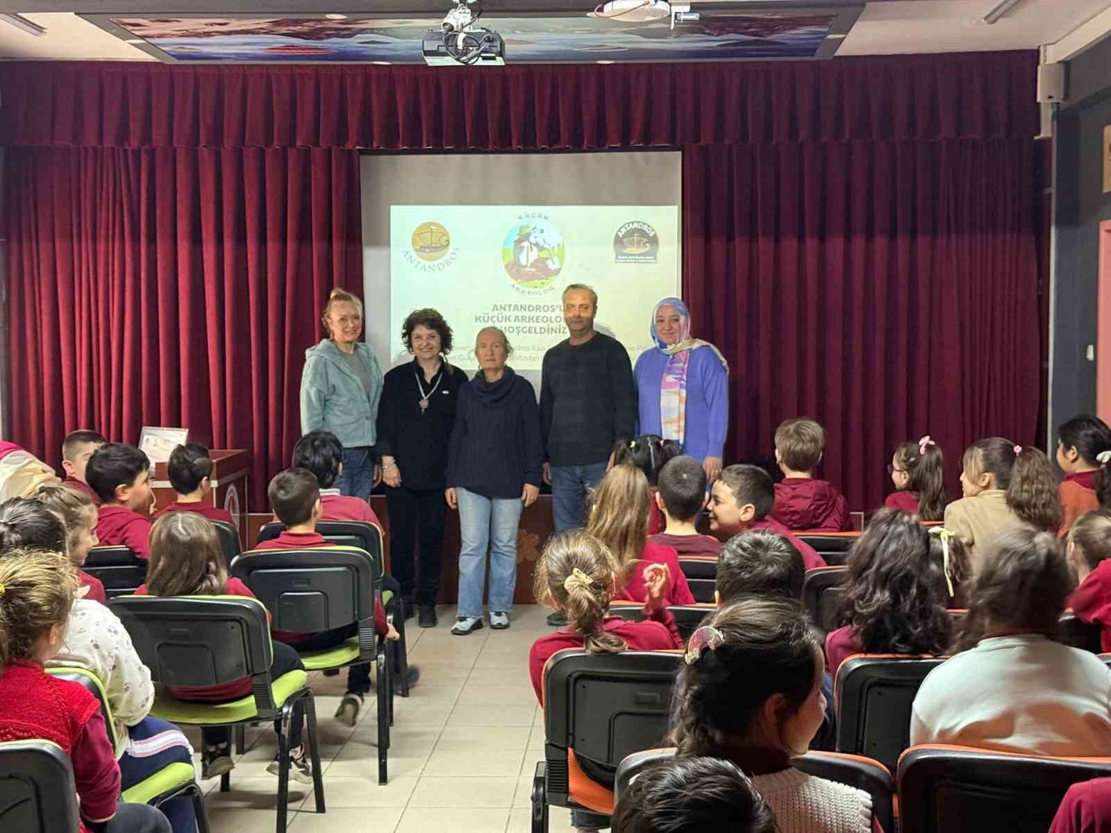 Antandros Derneği’nden minik öğrencilere kültürel miras sunumu
