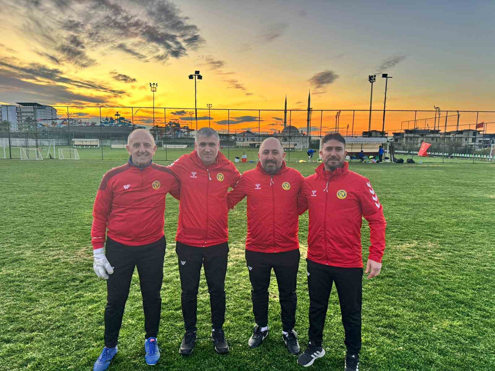 Antrenörü Akgün, Antalya kampını değerlendirdi
