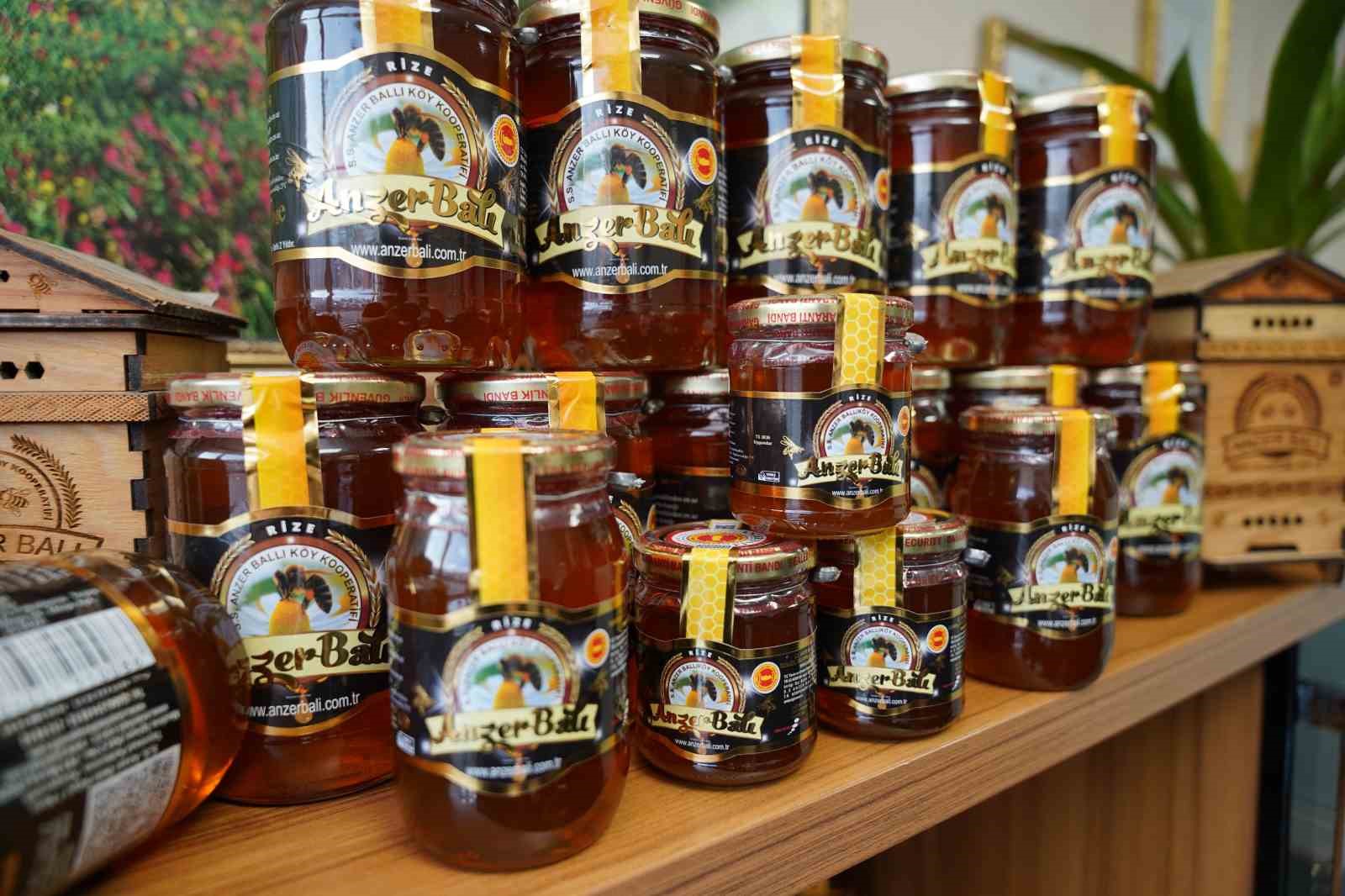 Anzer balı geç satışa çıkınca piyasa sahtesiyle doldu
