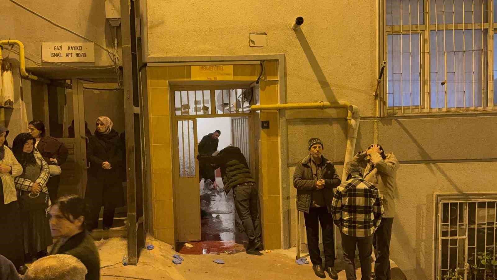 Apartman girişinde dehşet: Baldızını öldüren şahıs intihar etti
