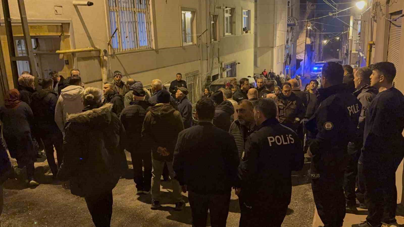 Apartman girişinde dehşet: Baldızını öldüren şahıs intihar etti
