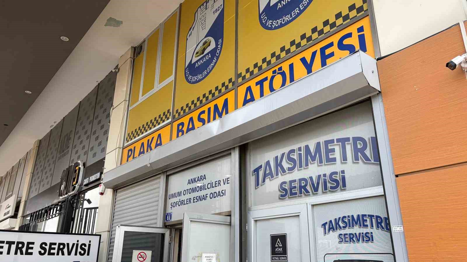 APP plaka değişiminde son gün yoğunluğu
APP plaka değişiminde son gün yoğunluğu