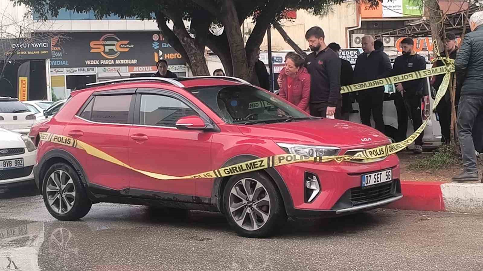 Araç içerisinde ölü bulundu, eşinin gözyaşları yürek dağladı

