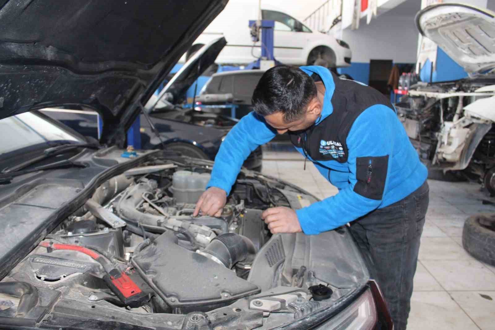 Araç yangınlarında ’yakıt ve yağ kaçağı’ detayı
