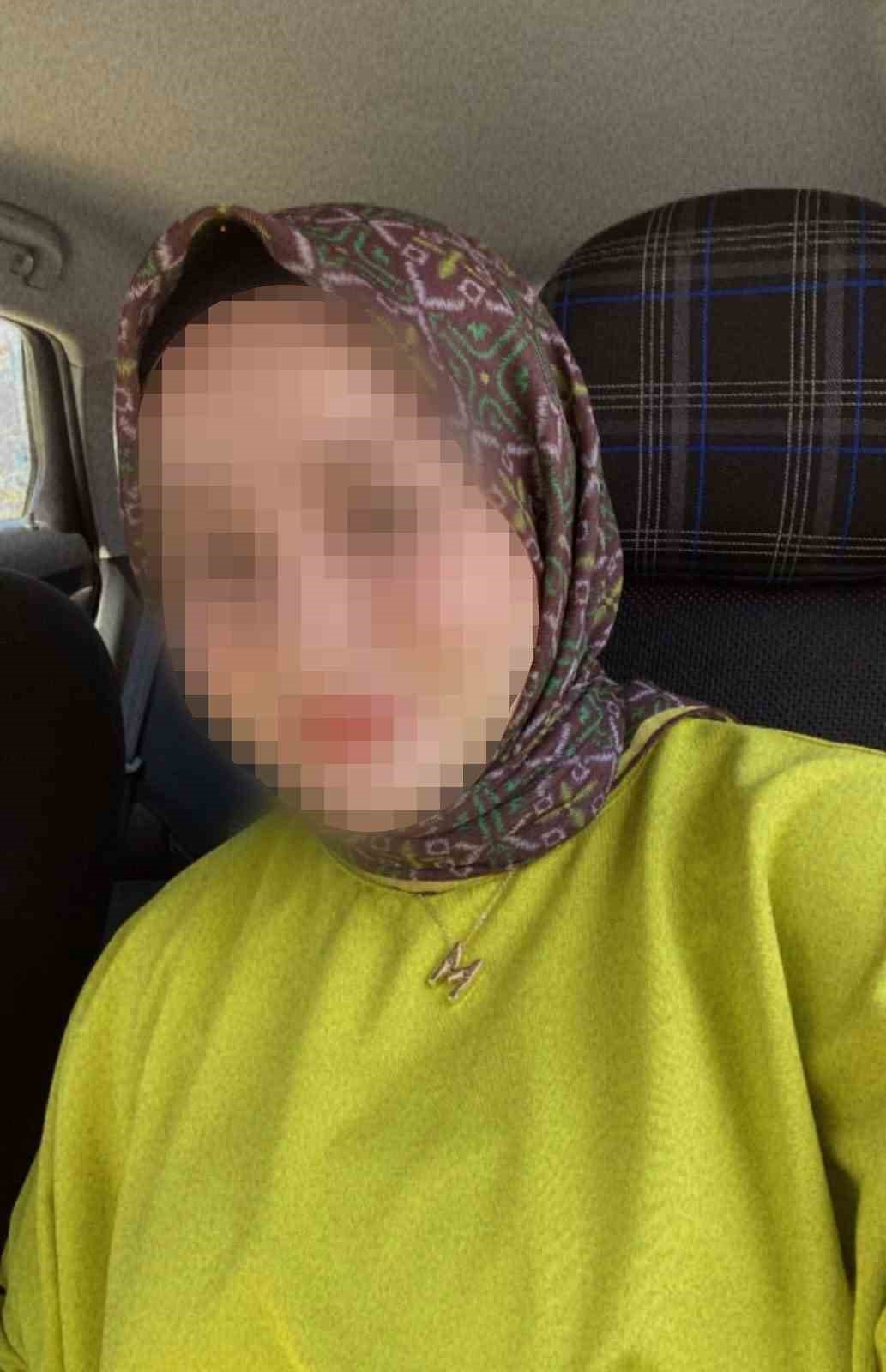 Araçta ölü bulunmuştu, 2 yıl sonra eşine "kasten öldürme" suçlaması ile dava açıldı
Araçta ölü bulunmuştu, 2 yıl sonra eşine "kasten öldürme" suçlaması ile dava açıldı