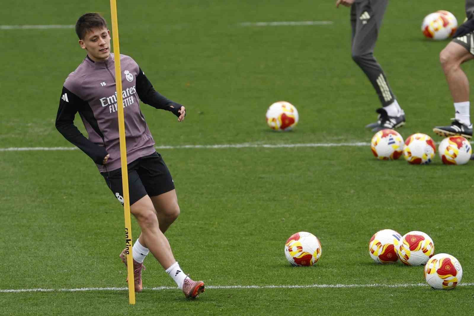 Arda Güler: "Böyle vuruş kalitem var"
Arda Güler: "Böyle vuruş kalitem var"