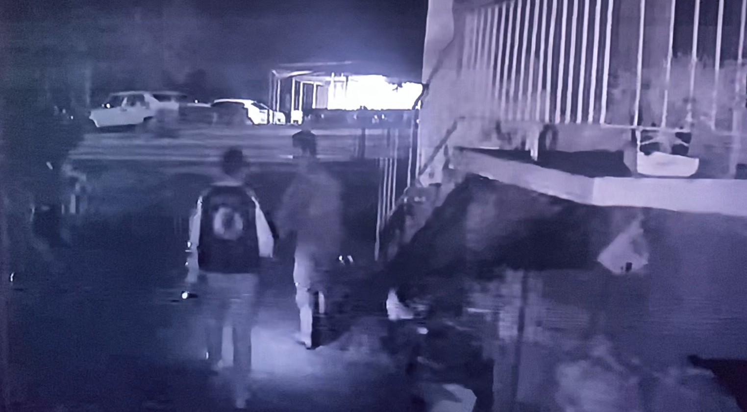 Arkadaşına selam vermek için bastığı kornadan ses çıkmayınca çalındığını fark etti
Arkadaşına selam vermek için bastığı kornadan ses çıkmayınca çalındığını fark etti