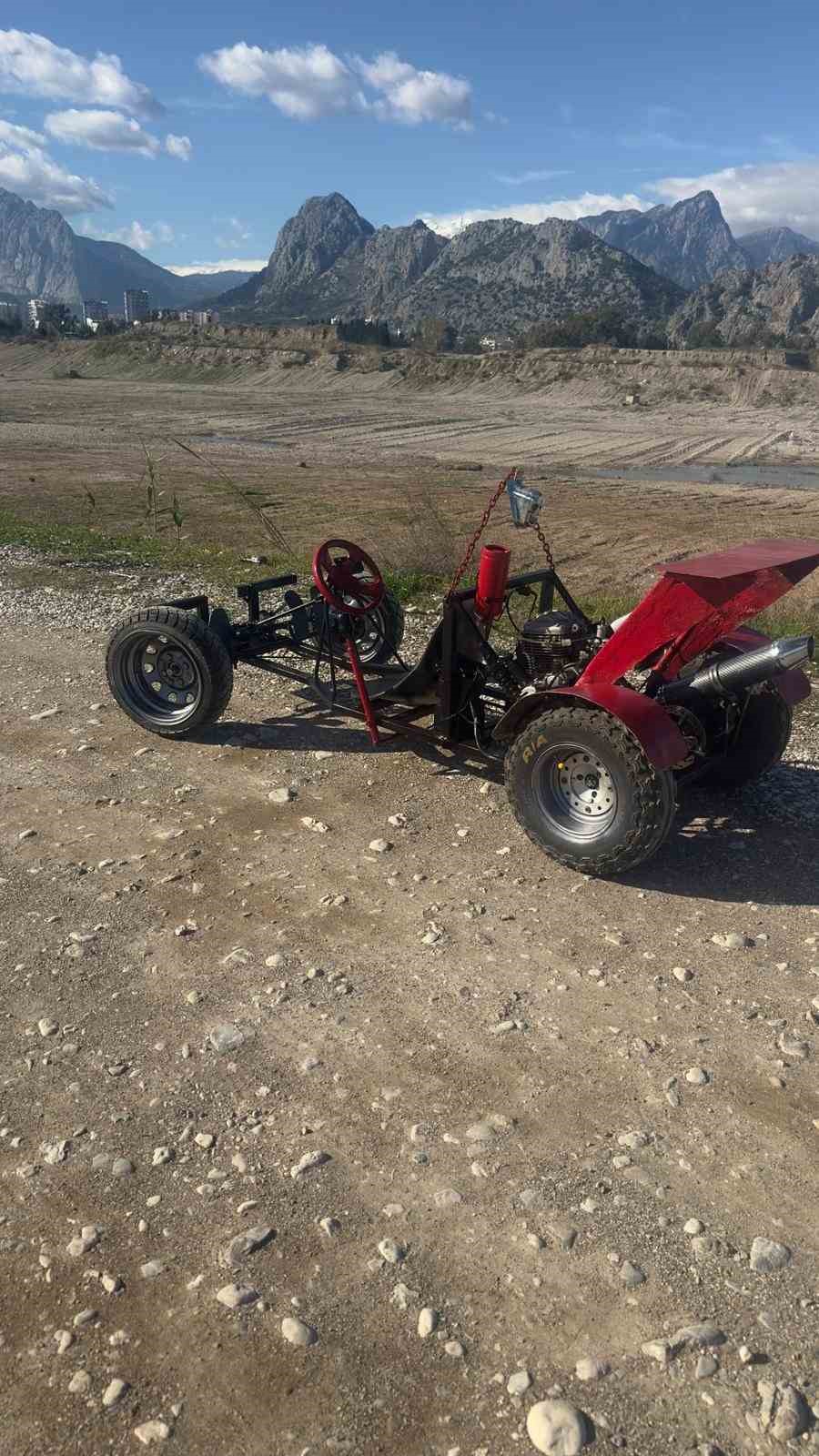 Arkadaşları ‘Yapamazsın’ dedi, hızı saatte 160 kilometreye ulaşan hayalini gerçekleştirdi
Arkadaşları ‘Yapamazsın’ dedi, hızı saatte 160 kilometreye ulaşan hayalini gerçekleştirdi