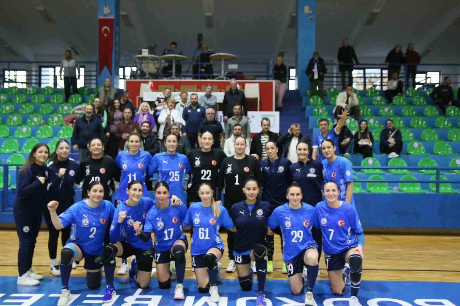 Armada Praxis Yalıkavak Spor Kulübü’nden güçlü kapanış
