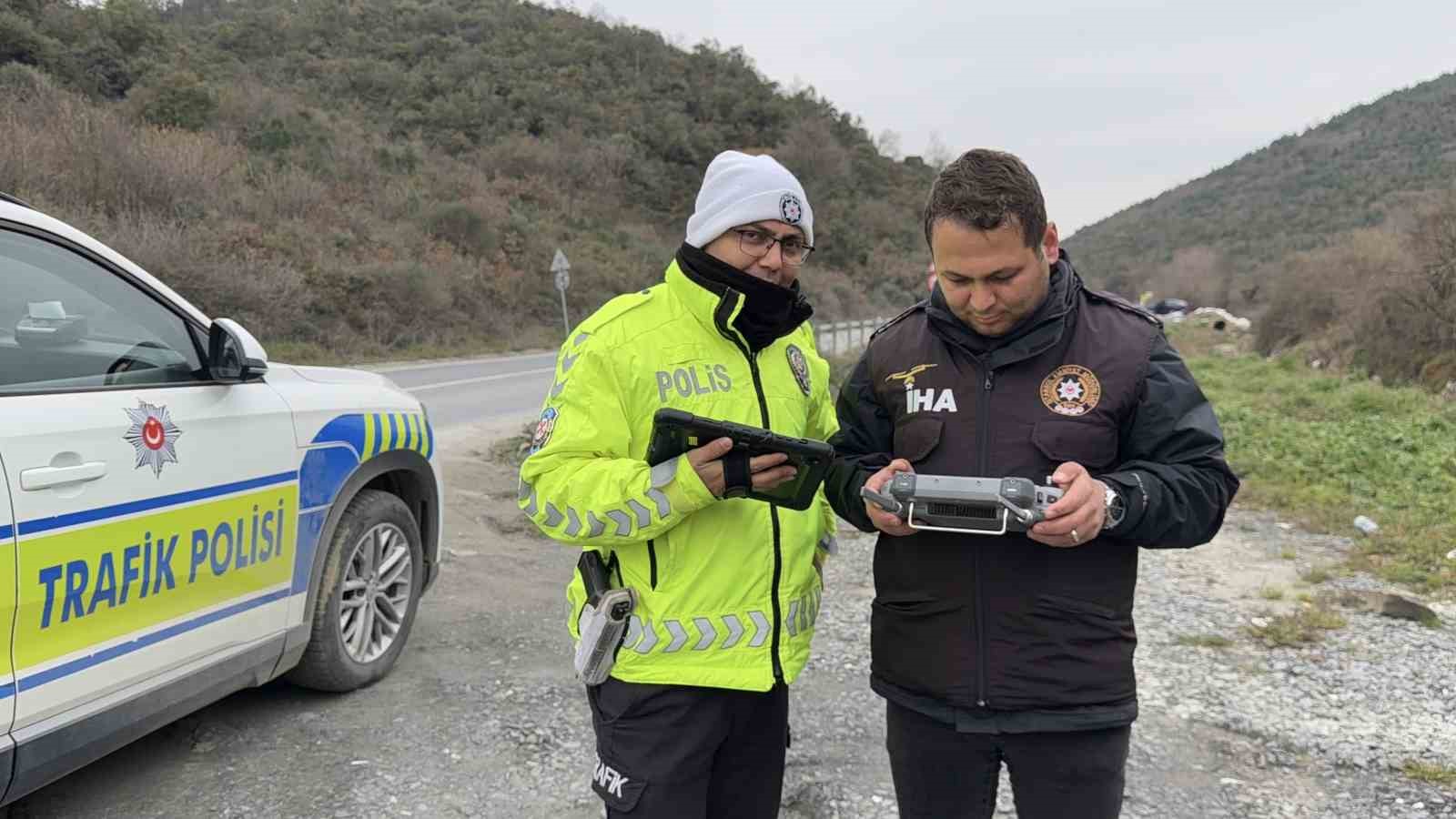 Arnavutköy’de drone destekli trafik denetimi: Hatalı sollama yapma ve ehliyetsiz araç kullanımına toplamda 96 bin 314 TL ceza
