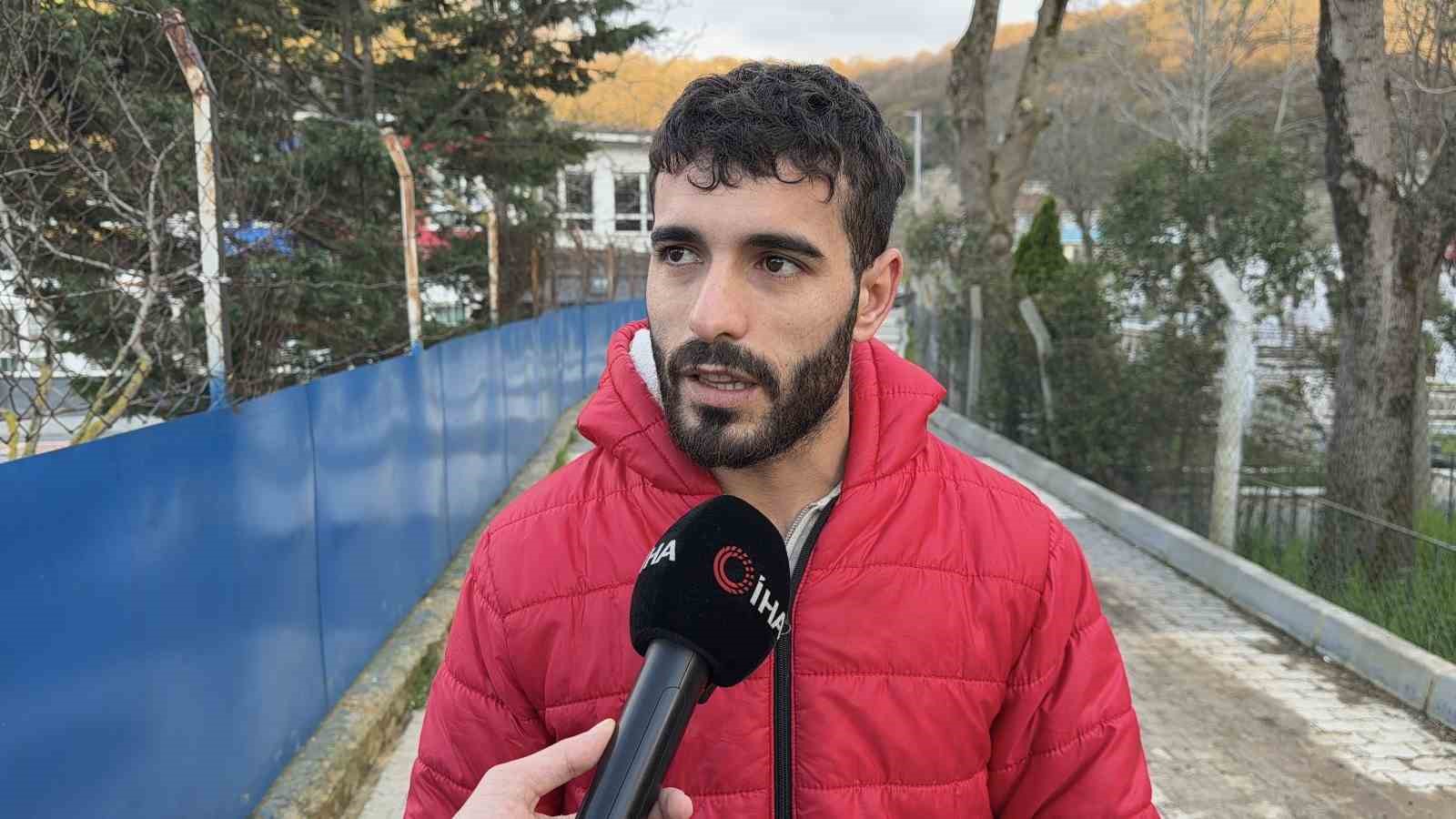 Arnavutköy’de mezarlık sular altında kaldı
