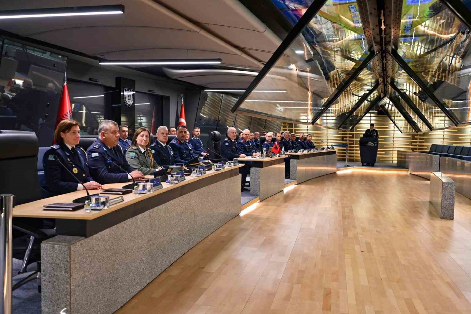 Arnavutluk Hava Kuvvetleri Komutanı Ferdinant Dimo’dan, Türk Hava Kuvvetleri Komutanlığına ziyaret
