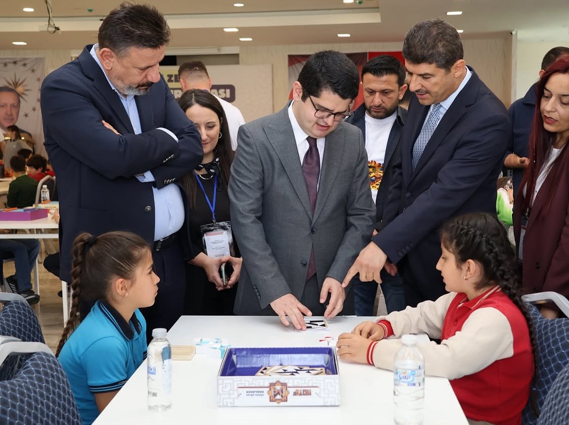 Arsuz’da akıl ve zeka oyunları turnuvası başladı
