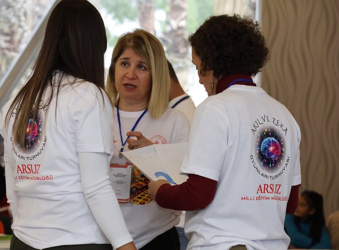 Arsuz’da akıl ve zeka oyunları turnuvası başladı

