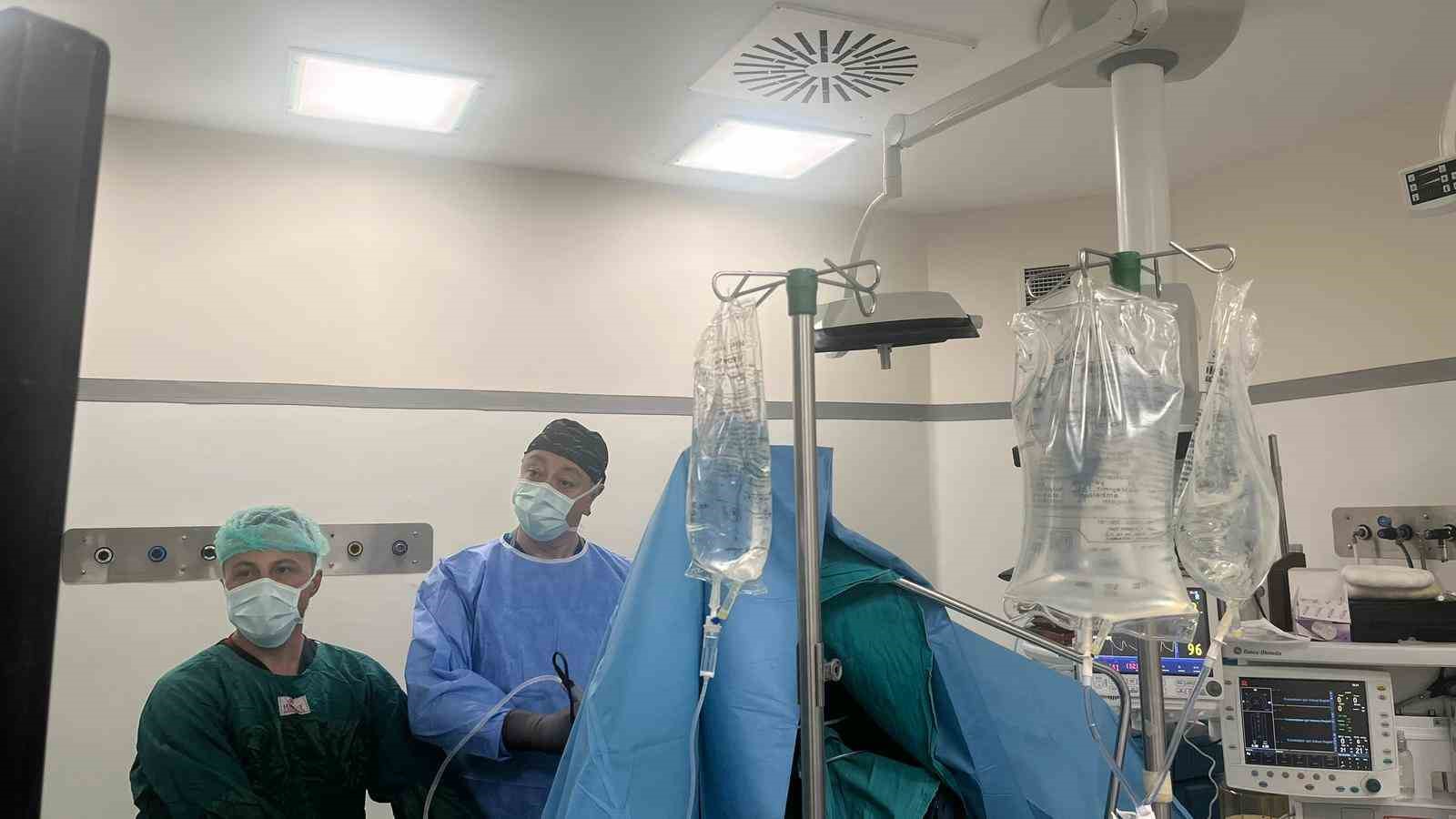 Artroskopik cerrahi ile omuz ağrılarına son
Artroskopik cerrahi ile omuz ağrılarına son