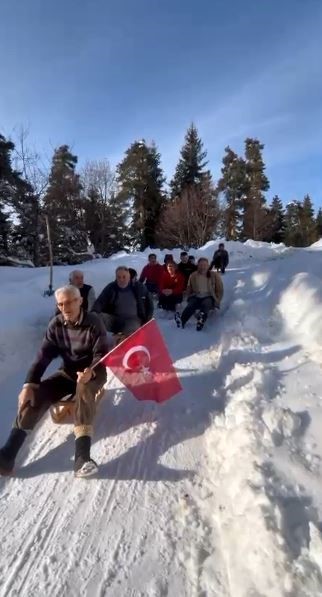 Artvin’de 7’den 70’e kızak keyfi
