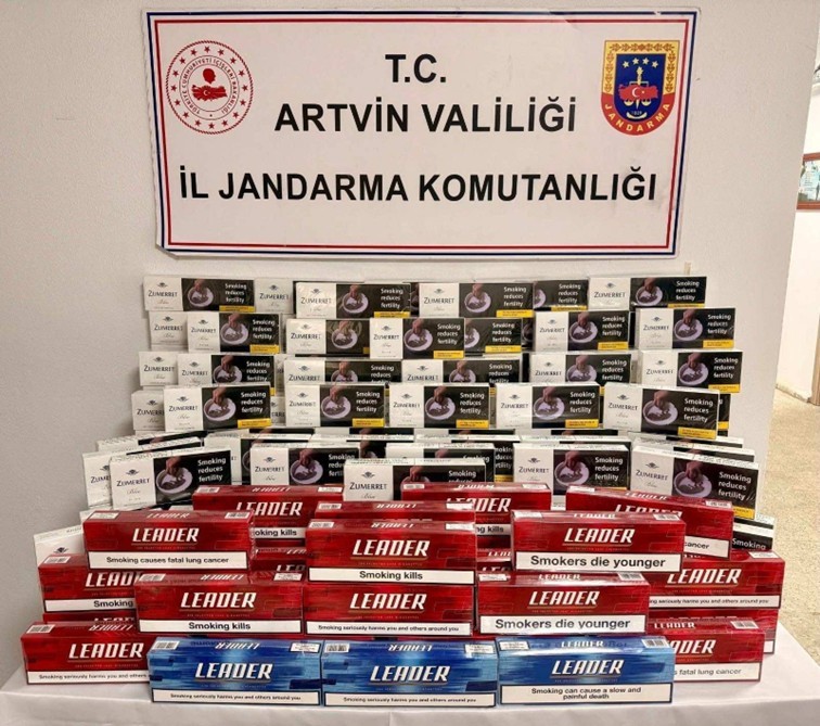 Artvin’de kaçakçılıkla mücadelede 9 bin 690 paket sigara ele geçirildi
