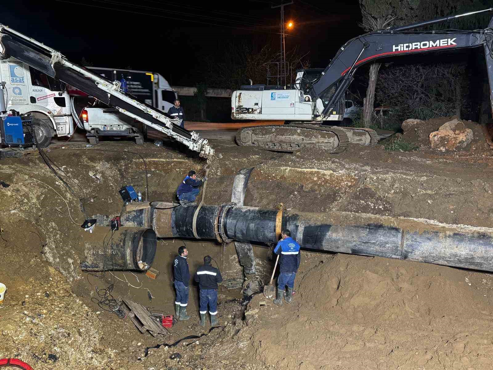 ASAT’tan turizm bölgesinde gece mesaisi
ASAT’tan turizm bölgesinde gece mesaisi