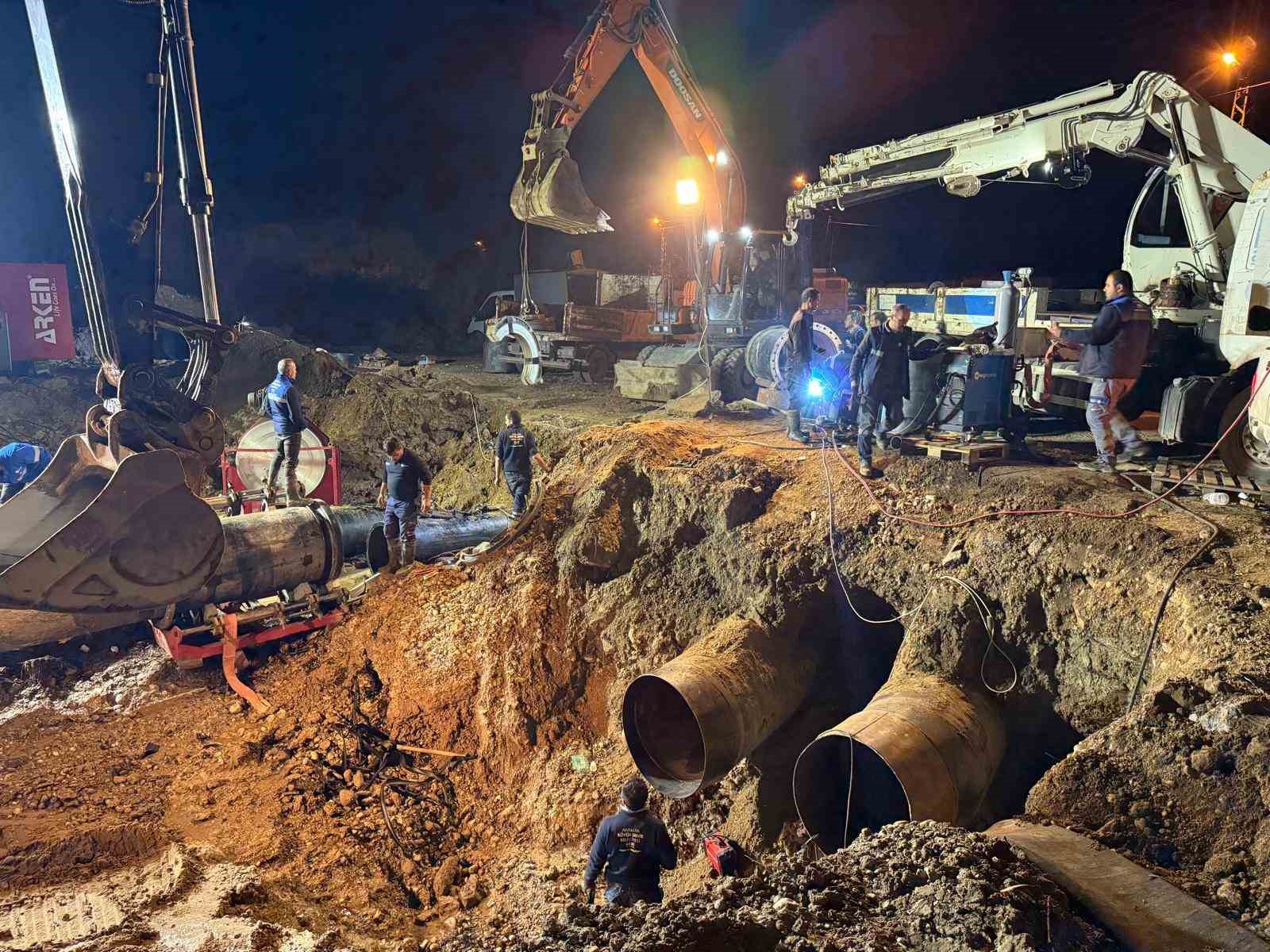 ASAT’tan turizm bölgesinde gece mesaisi
ASAT’tan turizm bölgesinde gece mesaisi
