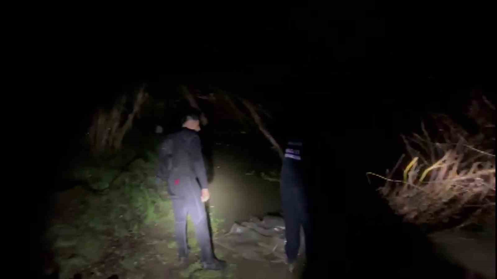 Asi Nehri’ne düşen genç kayboldu
