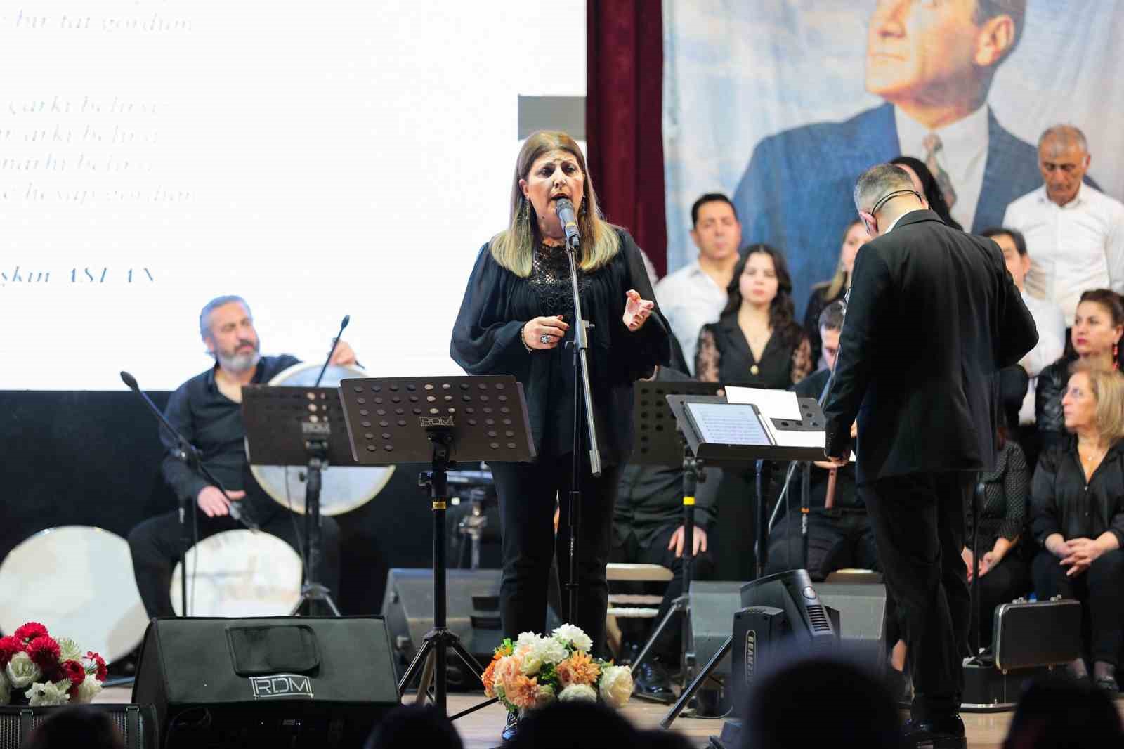 Aşık Veysel türküleri Aliağa’da yankılandı
