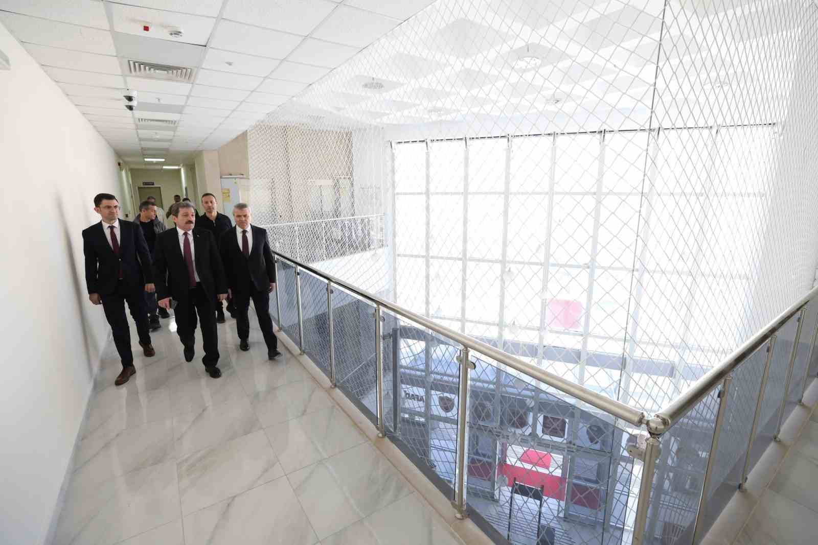 Asılsız çağrılar alarm veriyor: 10 aramadan 6’sı vakaya dönüşmedi
