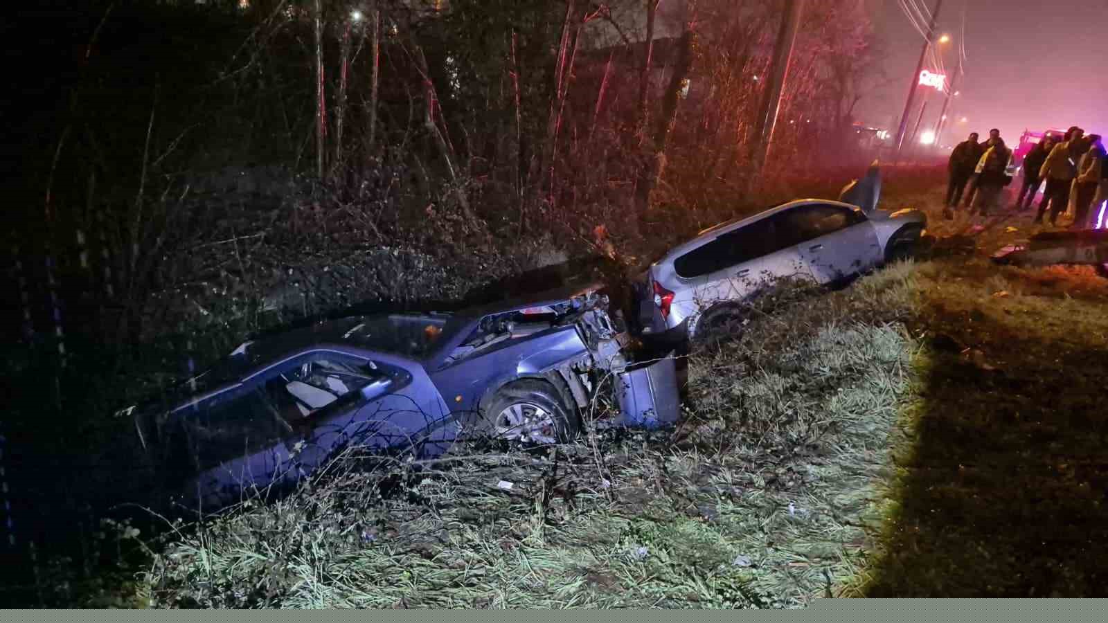 Aşırı yağış kazayı beraberinde getirdi: 6 kişi yaralandı
