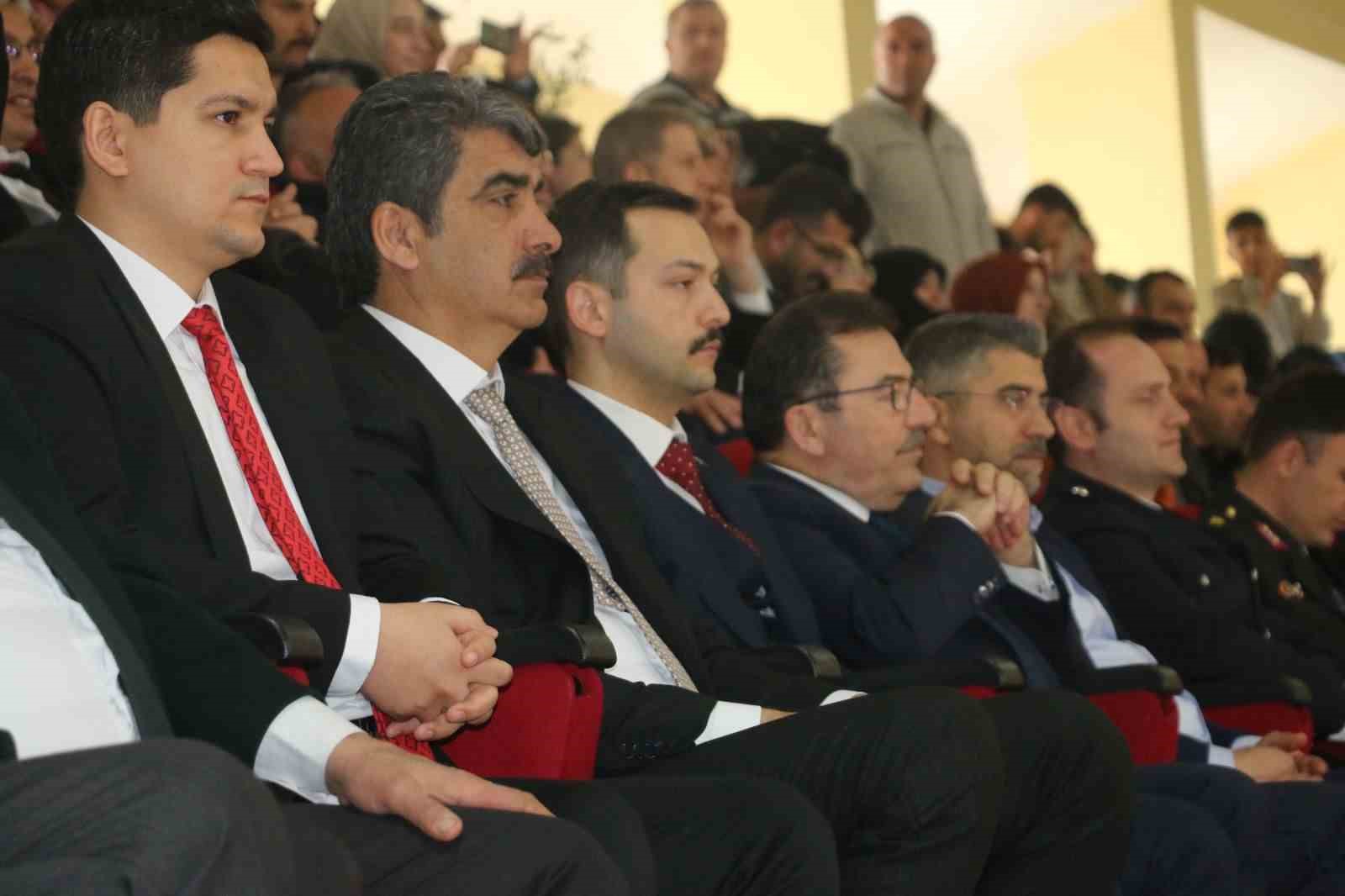 Aşkale’de 23 Nisan coşkusu
