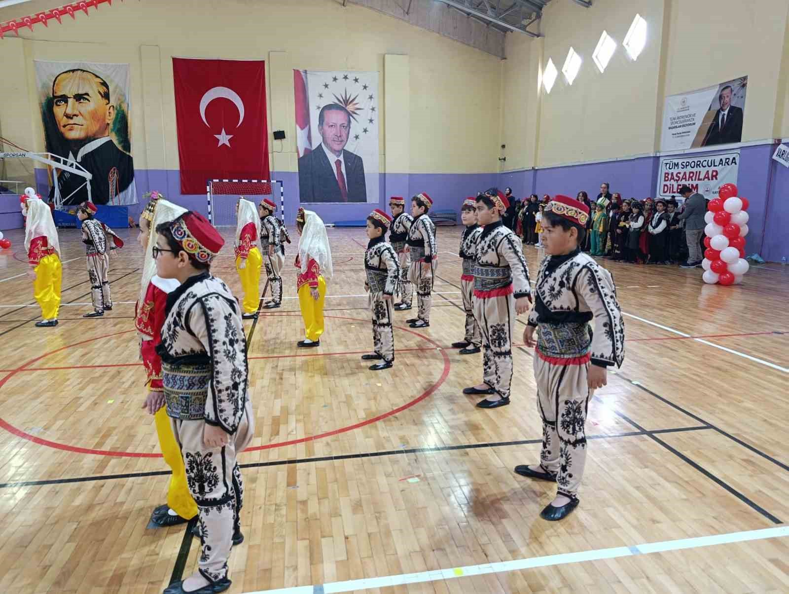 Aşkale’de 23 Nisan coşkusu
