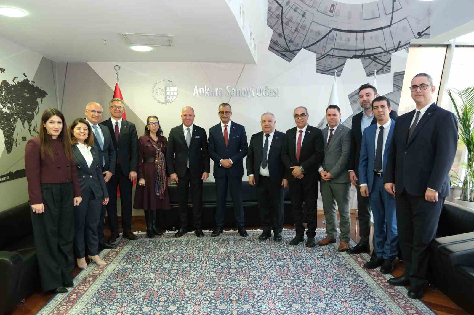 ASO Başkanı Ardıç: "2025 yılı itibarıyla Türkiye’nin Tunus’a ihracatı yaklaşık 1,2 milyar dolar, ithalatı seviyesindedir"
ASO Başkanı Ardıç: "2025 yılı itibarıyla Türkiye’nin Tunus’a ihracatı yaklaşık 1,2 milyar dolar, ithalatı seviyesindedir"