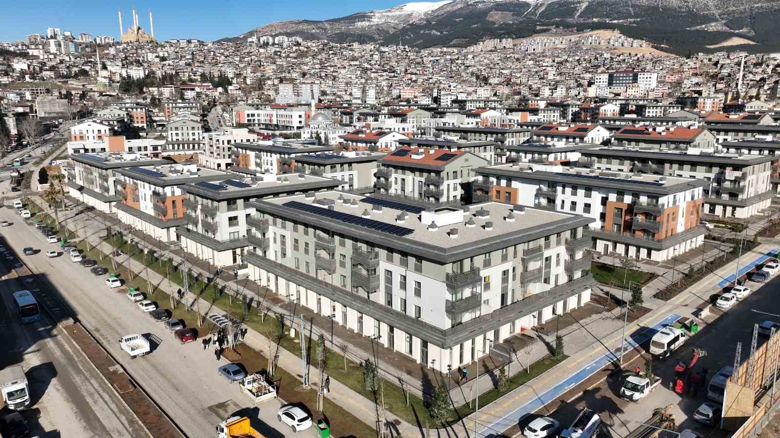 Asrın felaketinden asrın dirilişine: Kahramanmaraş ayağa kalktı
