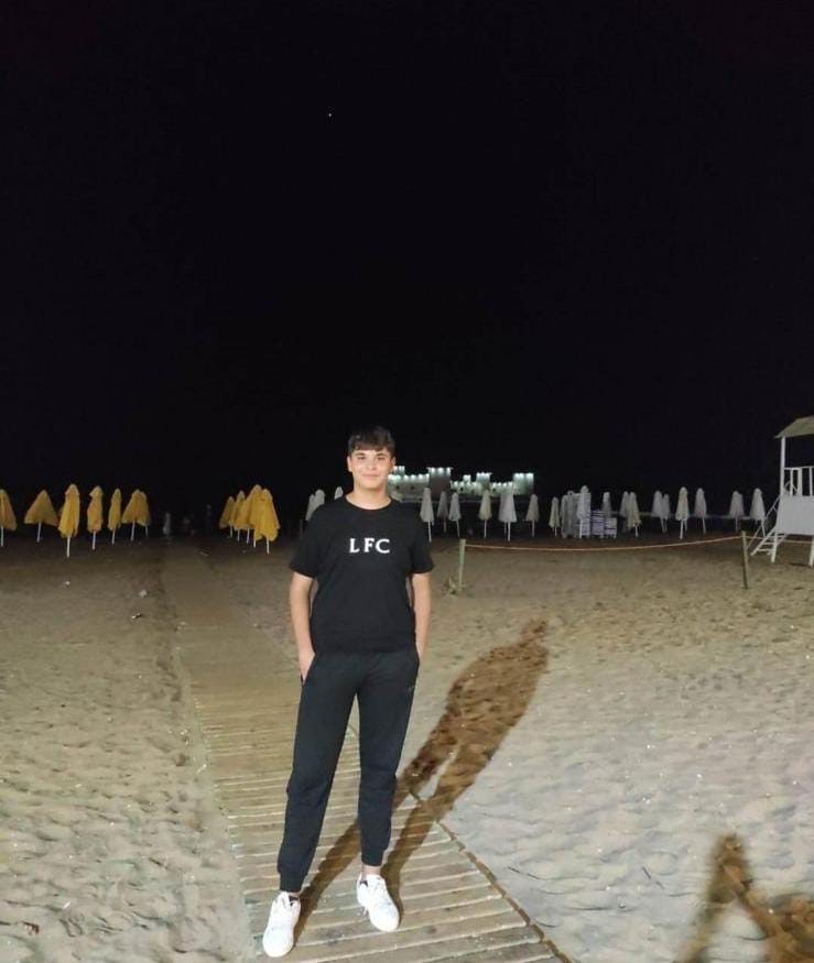 Asrın felaketinin 3’üncü yıl dönümünde deprem mezarlığında hüzünlendiren ziyaret
