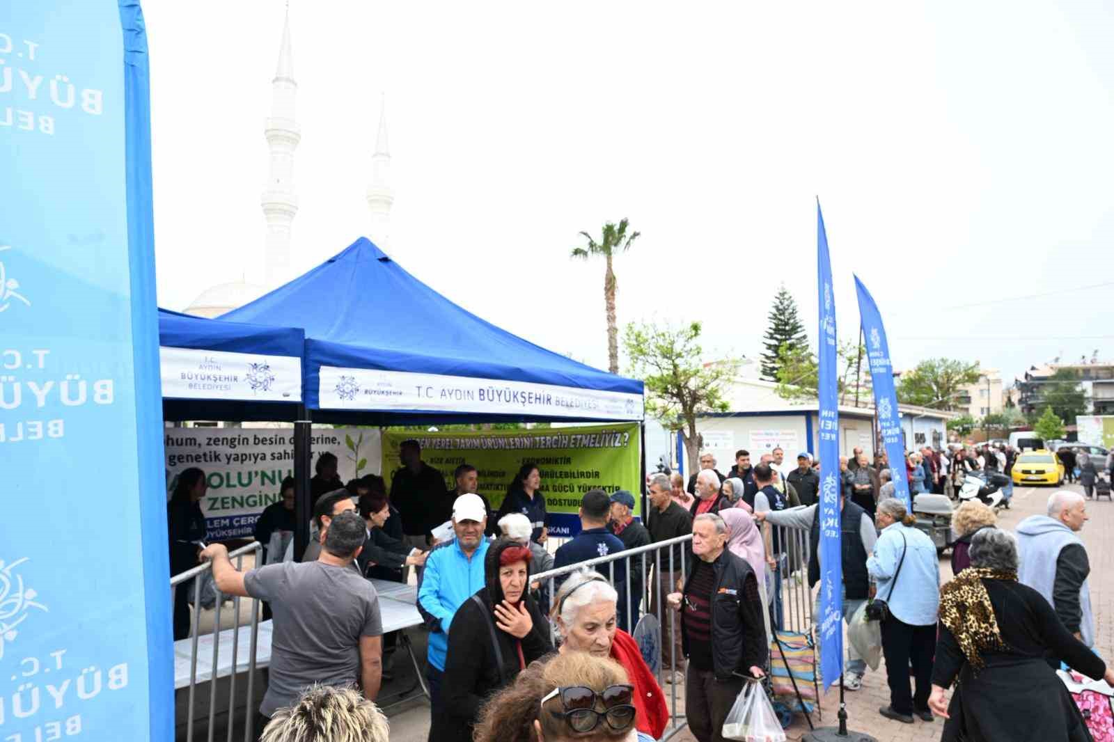 Ata tohumları Karpuzlu ve Didim’de vatandaşlara dağıtıldı

